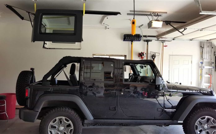 home garage for Jeep owner-min